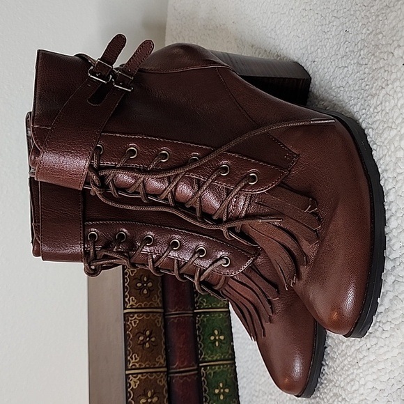 Bella Vita Kody Leather Boots Victorian Tassel Buckle Ankle Booties Cognac Brown - Picture 8 of 12